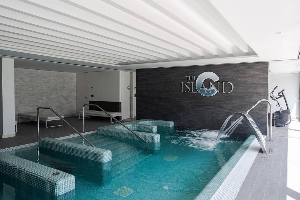 Luxury 5 Bedroom Town-house, The Island, Estepona, Estepona ...