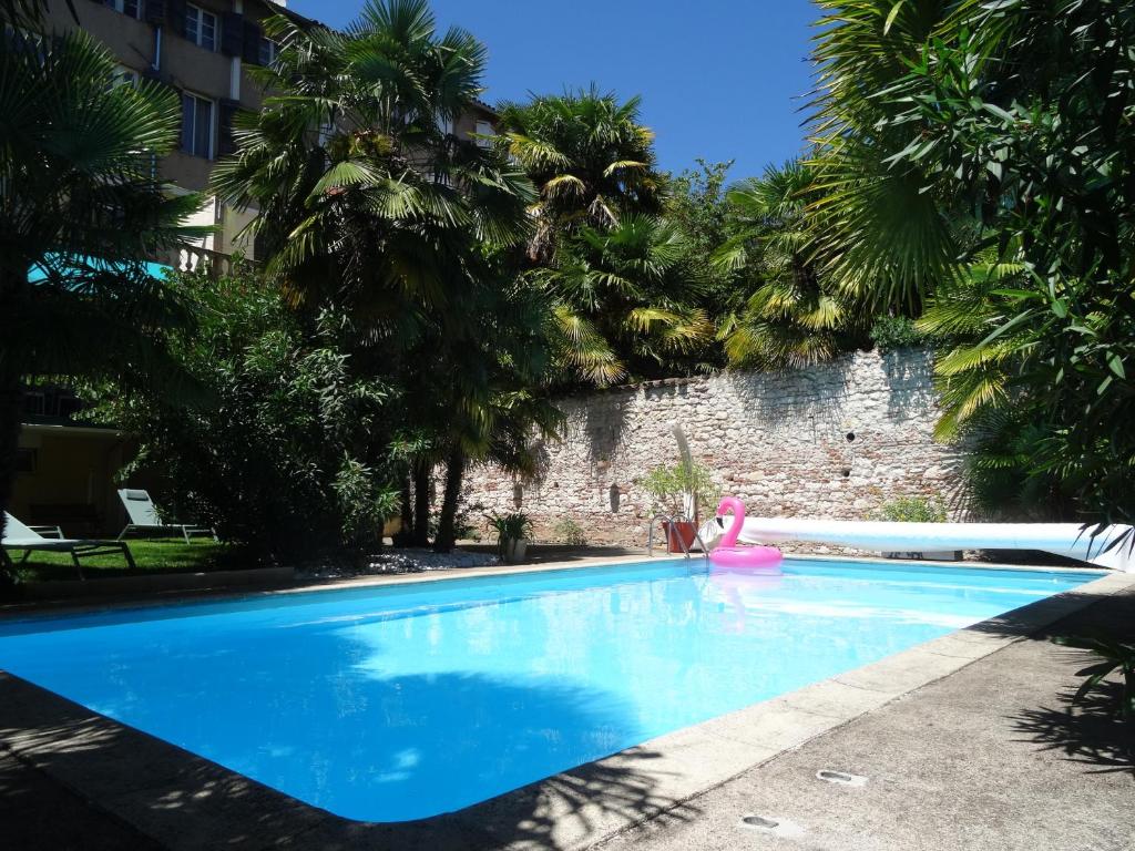 ホテル ラペルーズの敷地内または近くにあるプール