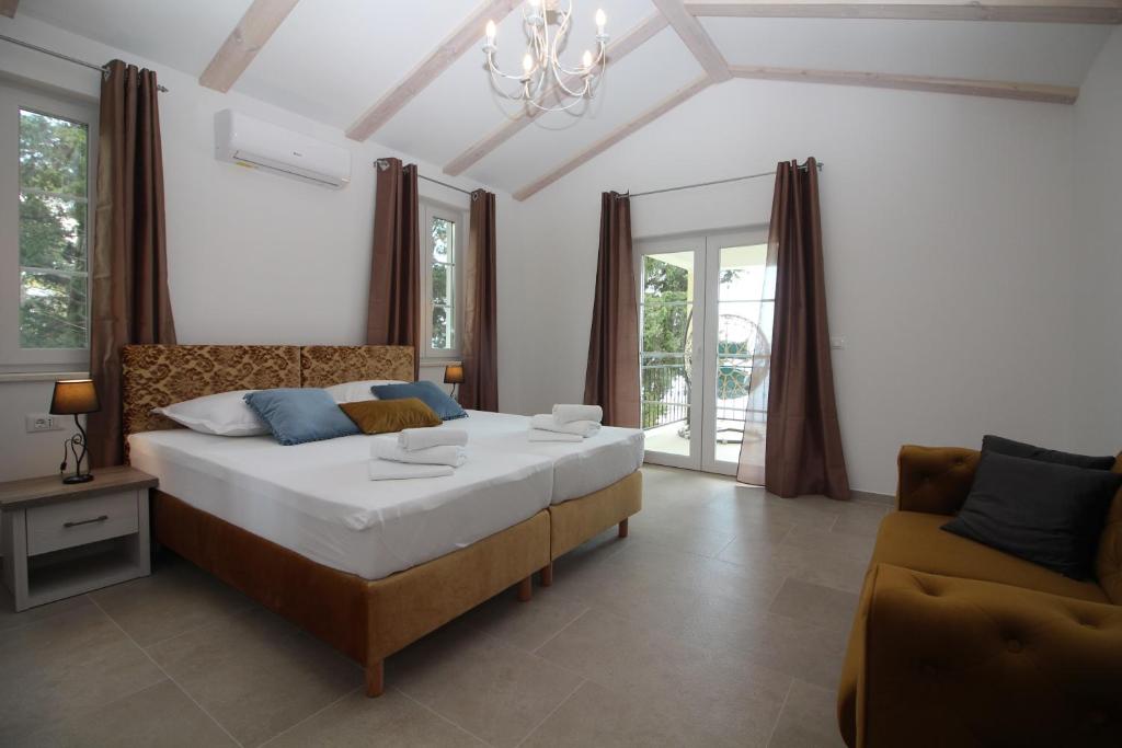Fotografia z galérie ubytovania Villa Beachfront Sea Palace v destinácii Kaštela