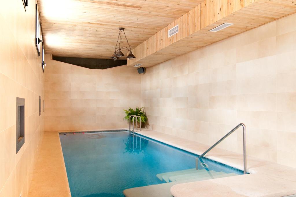 Bazén v ubytování Hotel Segles - Turismo de Interior nebo v jeho okolí