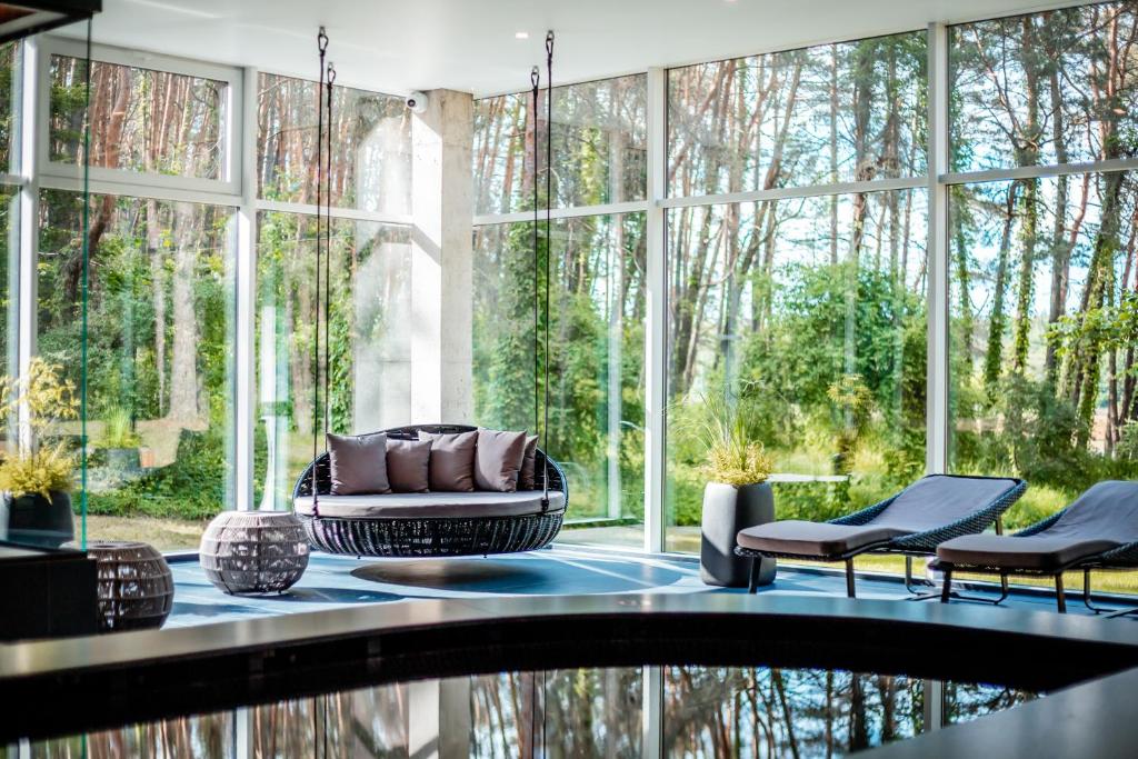 ESE HOTEL - отзывы и видео