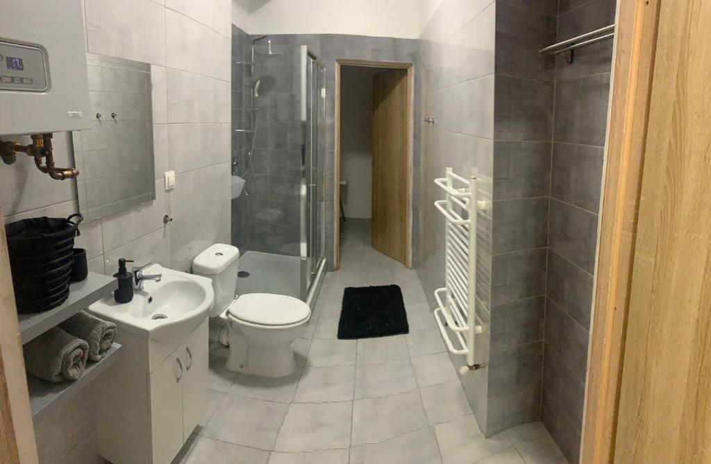 Kúpeľňa v ubytovaní Kamienica