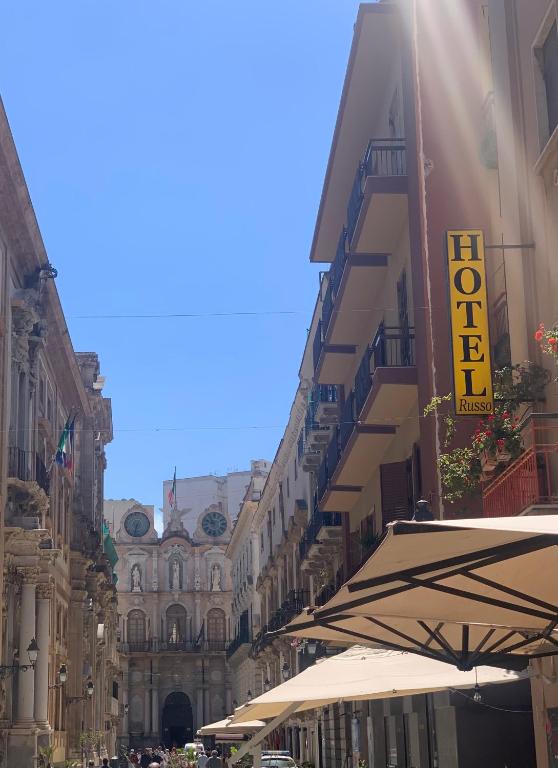 Budova, v ktorej sa hotel nachádza