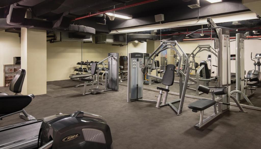 Fitness centrum a/nebo fitness zařízení v ubytování Atria Hotel Magelang