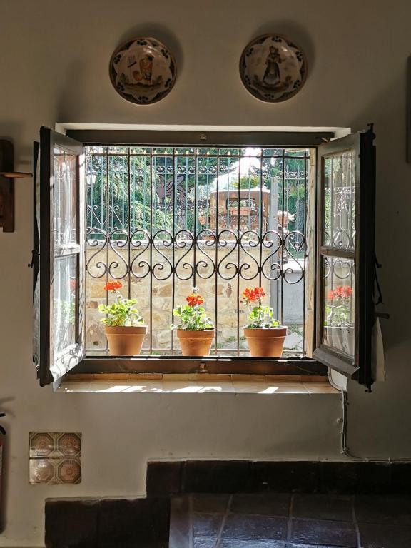 Casa independiente y completa con una habitación 