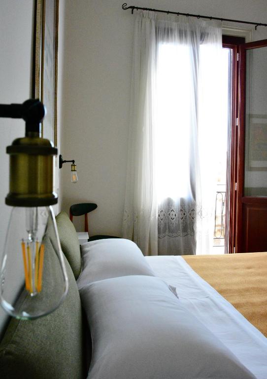 DOMUS ALERIA Deluxe Rooms - 13