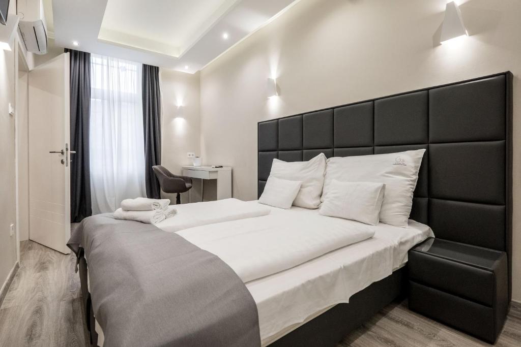 Prime star Deak ter Modern Luxury Apartments Budapest - Resim 21