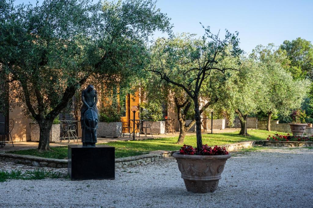 Vonkajšia záhrada v ubytovaní Hotel & Spa Villa dei Mosaici