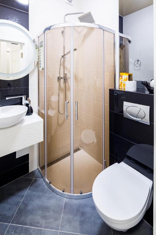 LEOGRAND VIP Apartments on Pidhirna 3 фото 3