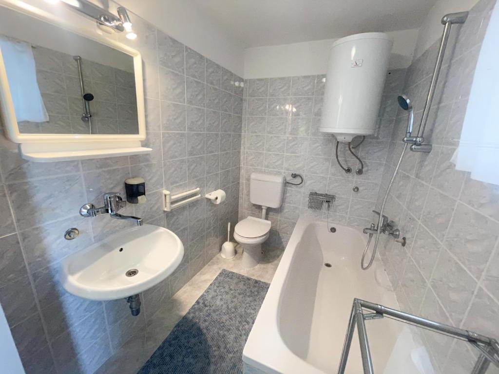 Koupelna v ubytování Apartmani Matković