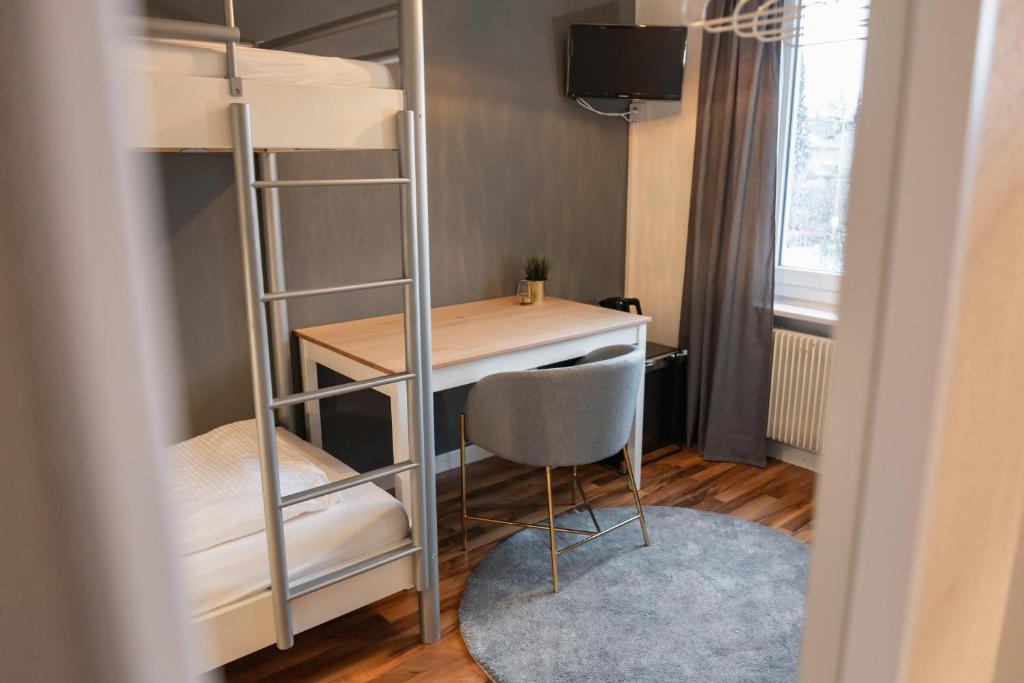 TV a/nebo společenská místnost v ubytování KALCHOFEN Restaurant Hotel Eventhouse