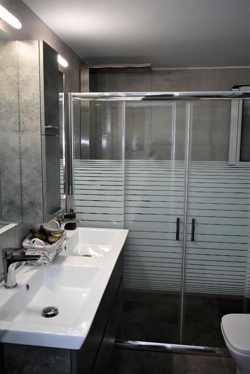 Fotografie z fotogalerie ubytování HIGH QUALITY 110qm 2BR at Simos-Lux-Apartment v Aténách