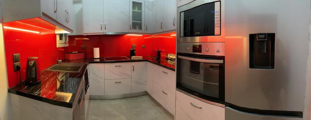Fotografie z fotogalerie ubytování HIGH QUALITY 110qm 2BR at Simos-Lux-Apartment v Aténách