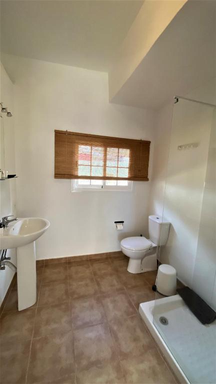 A bathroom at Apartamentos Los Arroyos