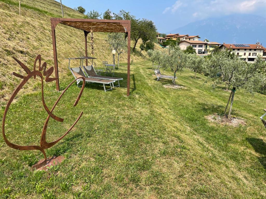 Vonkajšia záhrada v ubytovaní Borgo Cantagallo Casa Olivia 2