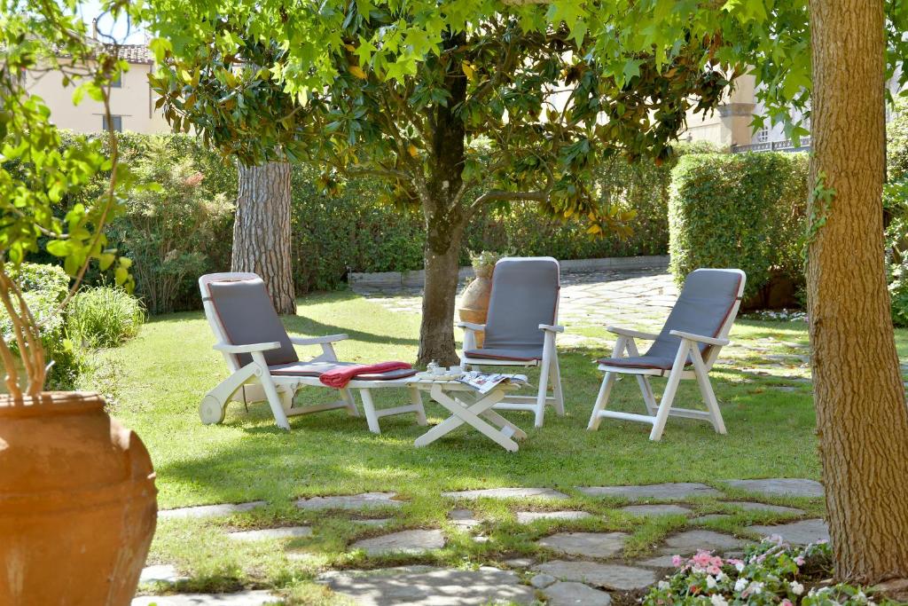 Zahrada ubytování Villa Carlotta con piscina