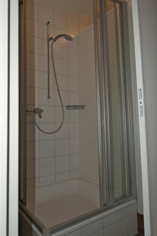 Labenbachhof Freizeit-Schulungs und Tagungszentrum - Triplo Stanza Di Base Con Bagno In Comune