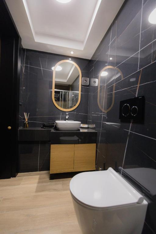 Koupelna v ubytování Hotel Borneo