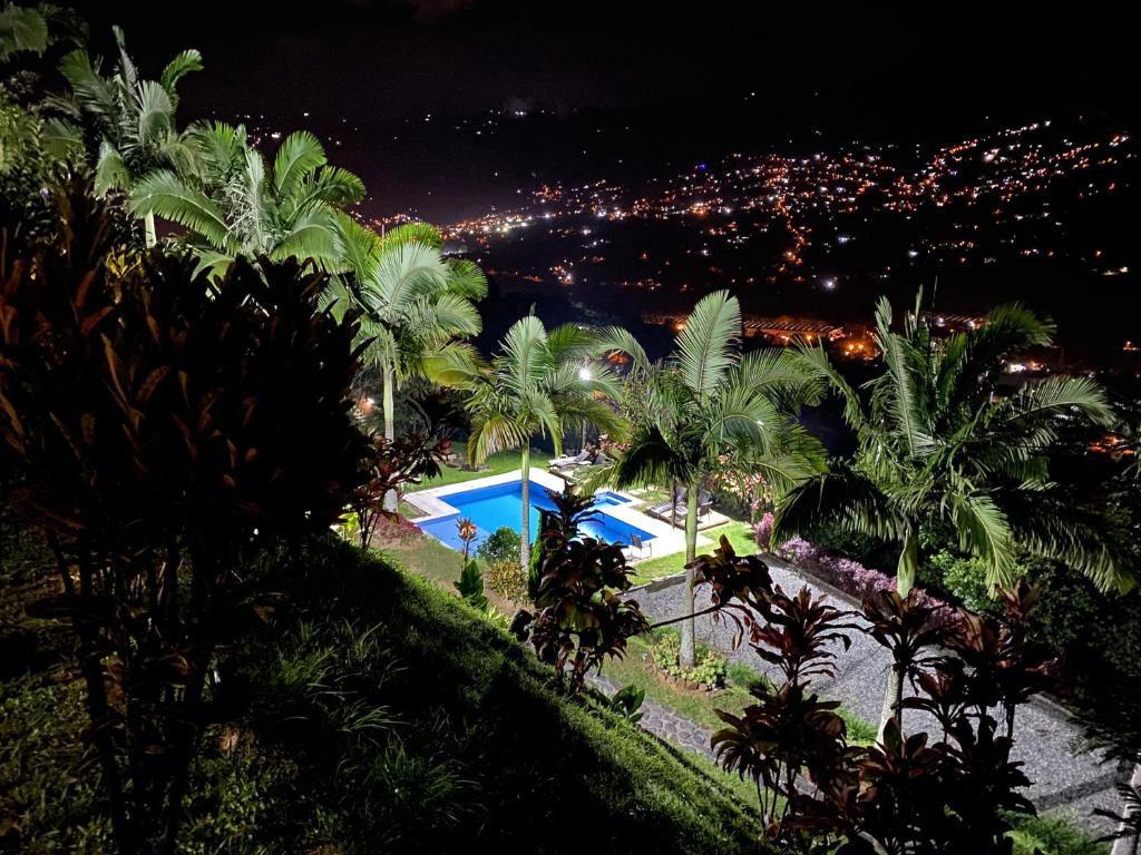 วิวสระว่ายน้ำที่ Finca Hotel Tierra Verde หรือบริเวณใกล้เคียง
