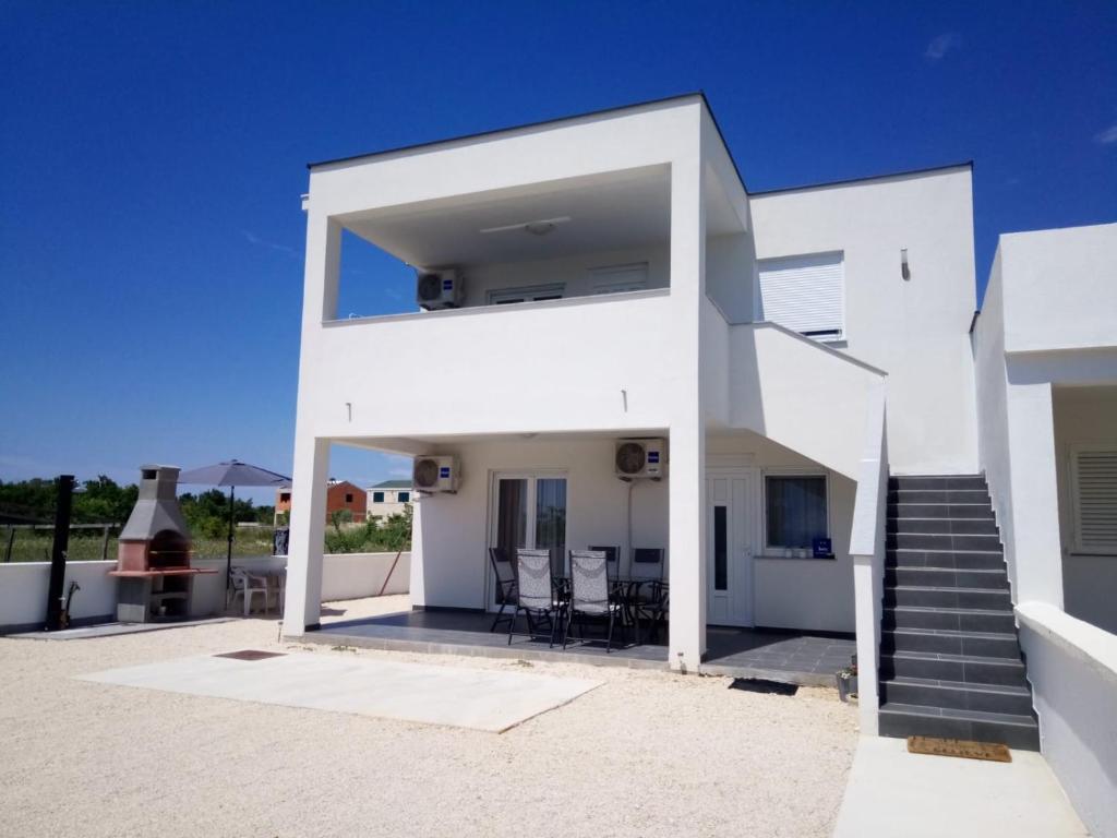 Balkón nebo terasa v ubytování Apartmani Valuna