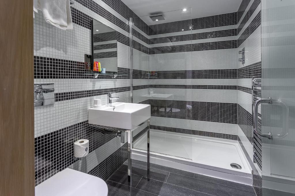 Stay Central Hotel - Resim 14