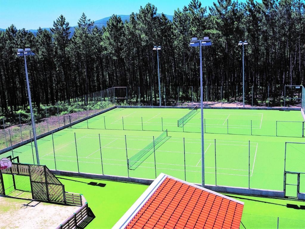 Tenis a/nebo squash v ubytování Monte Prado Hotel & Spa nebo okolí