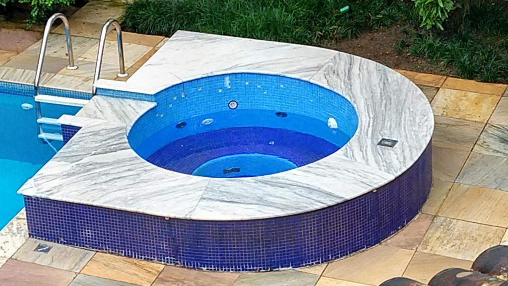  Residência Guarujá Praia Pernambuco Condomínio Fechado