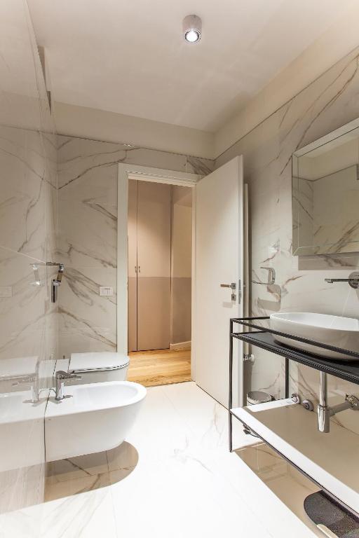 Koupelna v ubytování San Sebastiano Suite & Luxury Apartments
