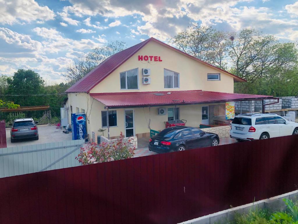 Budova, kde se hotel nachází