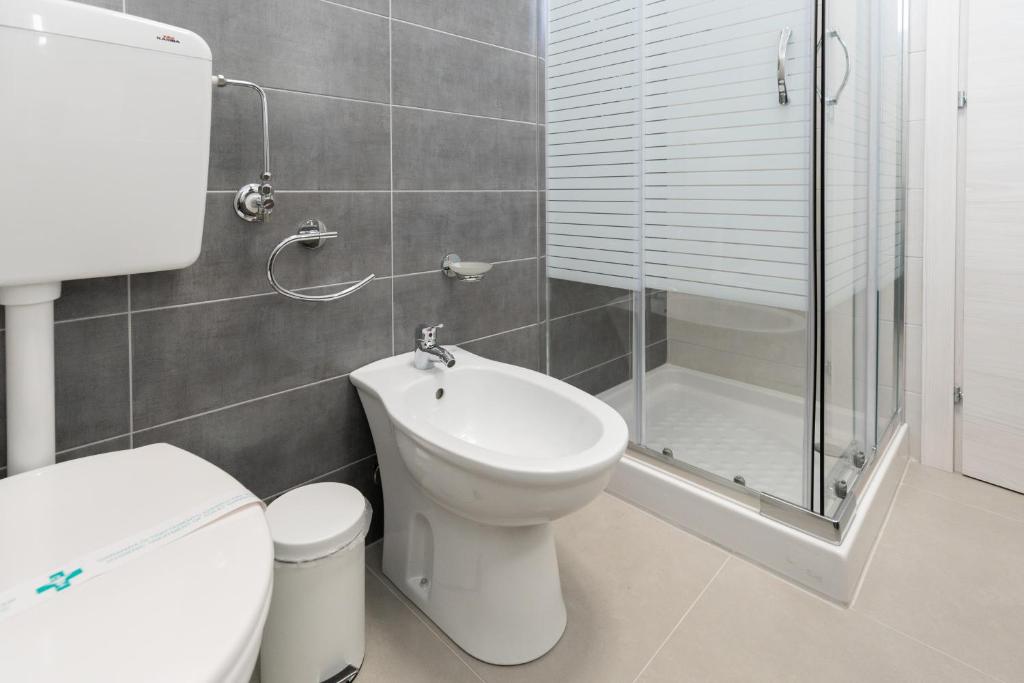 Lighthouse Apartment - 16