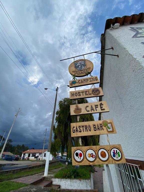 Certifikát, hodnocení, plakát nebo jiný dokument vystavený v ubytování Club AVIVA Guatavita - Hostel - Restaurante, Disco & Bar