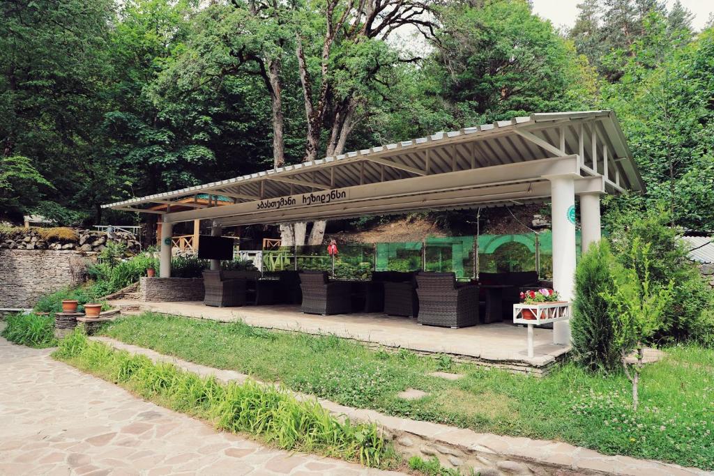 Zahrada ubytování Abastumani Residence