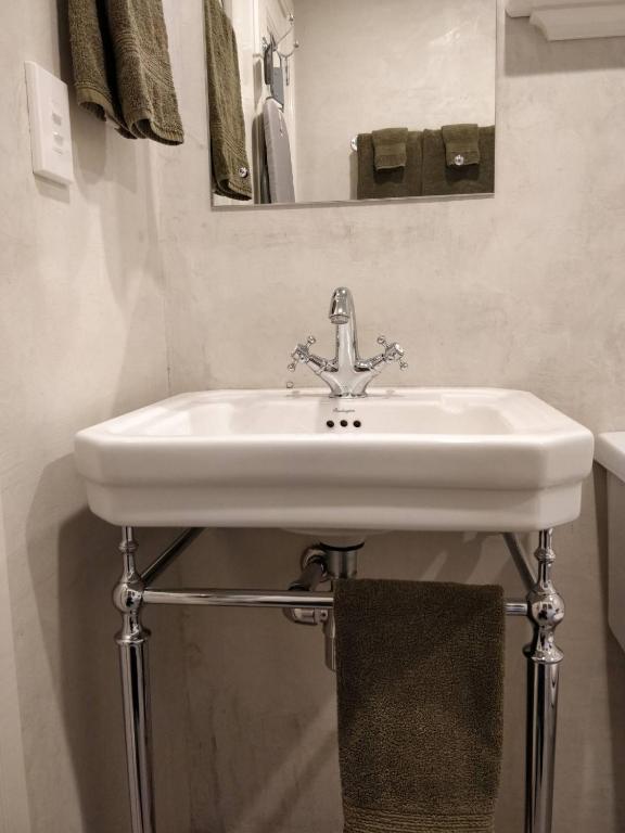 Tiny House in the Sky - Resim 31