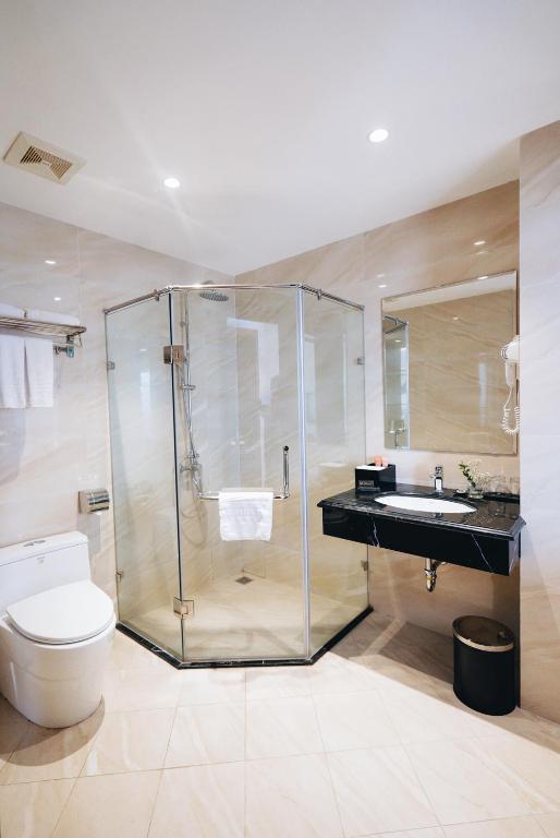 Manh Quan Luxury Hotel - Camera King Deluxe