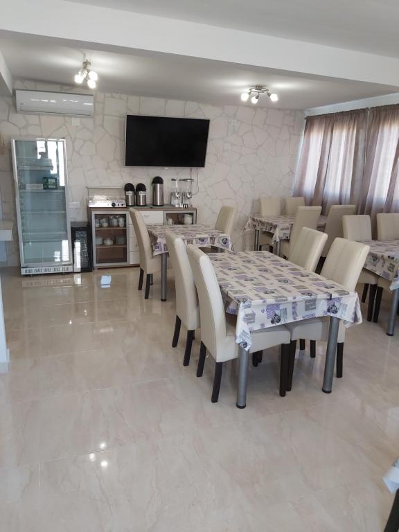 Kuchyň nebo kuchyňský kout v ubytování B&B Sobe Magdalena