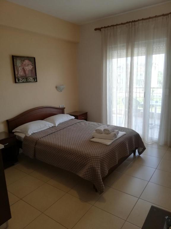 Denis Studios and Apartments - 3