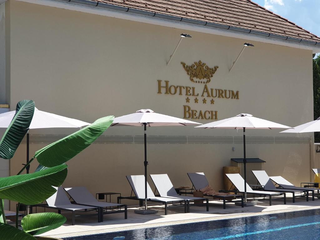 Bazén v ubytovaní Hotel Aurum alebo v jeho blízkosti