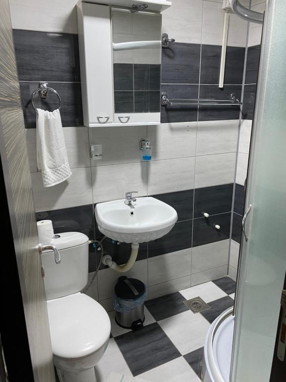 PRENOCISTE BAMBI - Twin Room With Bathroom