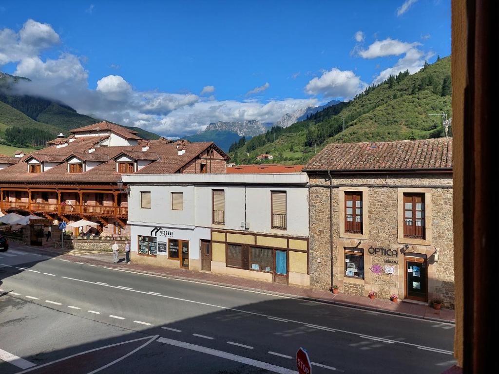 Hosteria Picos De Europa - Standard Twin Room With Mountain View