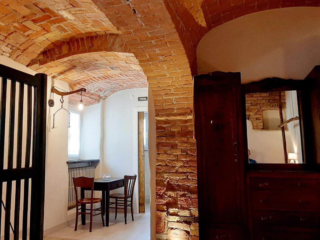 Fotografie z fotogalerie ubytování ANT Restaurant & Apartments v destinaci Novello