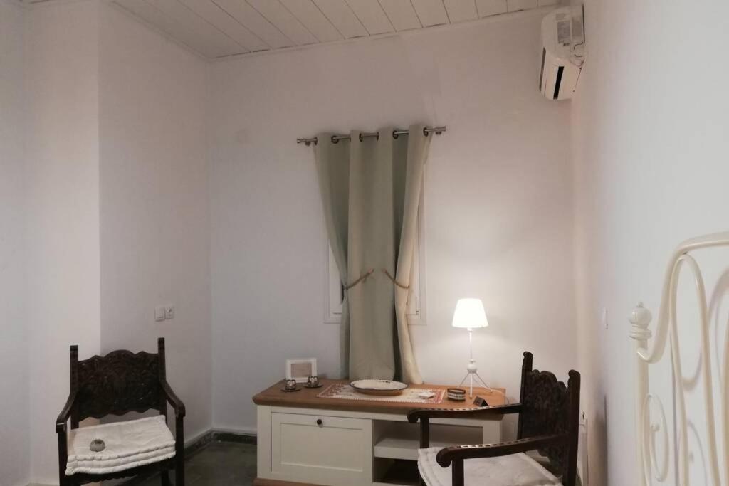 Kép Cycladic Villa La Paloma - Κυκλαδίτικο σπίτι δίπλα στον γιαλό szállásáról Mérihaszban a galériában