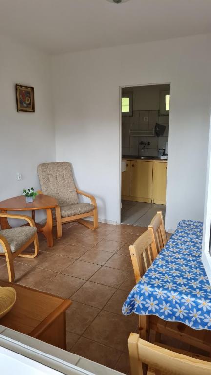 wilawianki - domki nad jeziorem Łubowo - Appartement