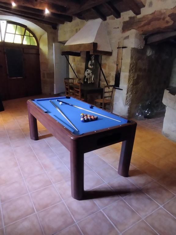 Biliár nebo kulečník v ubytování Le Pressoir chambres d'hôtes
