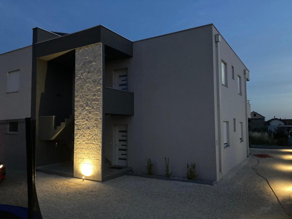 Budova, kde se apartmán nachází