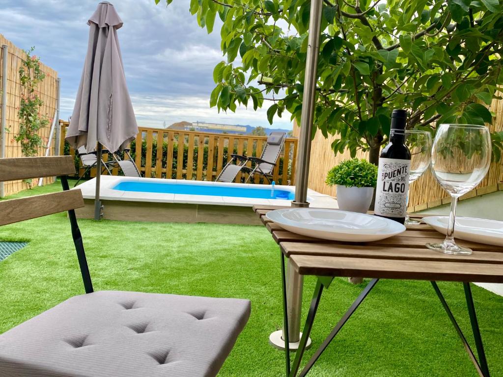 Nápoje v ubytování Suite Breeze - Private Heated Pool