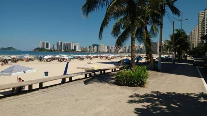  Flat 100 metros da praia