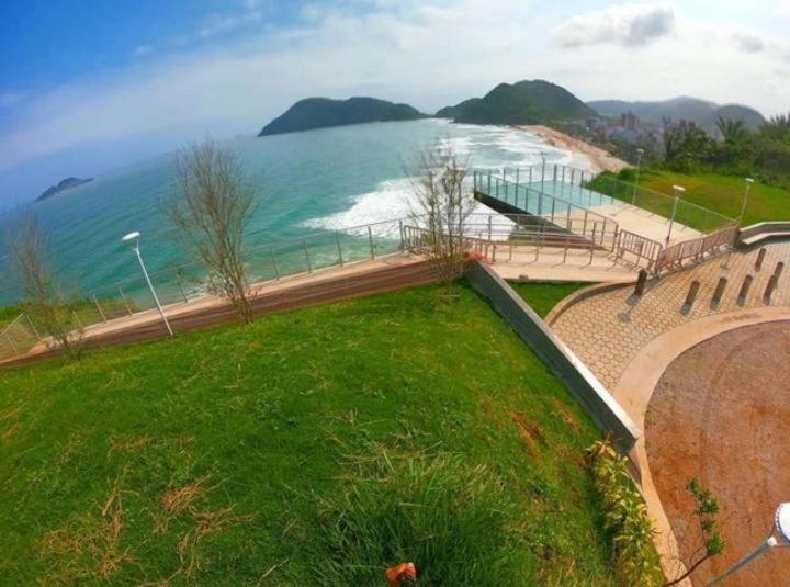  Flat 100 metros da praia