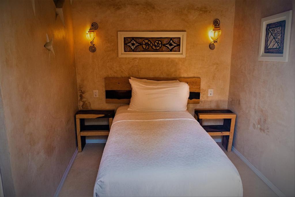 Villa Las Estrellas Tulum - located at the party zone - Vue De Piscine De Suite Junior