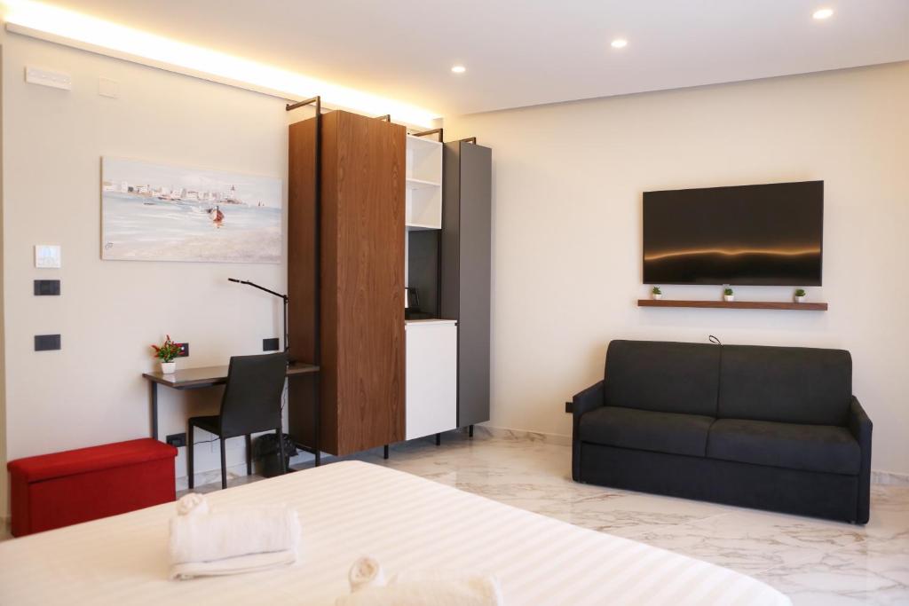 B&B BorgiaRooms - King Room With Sea View