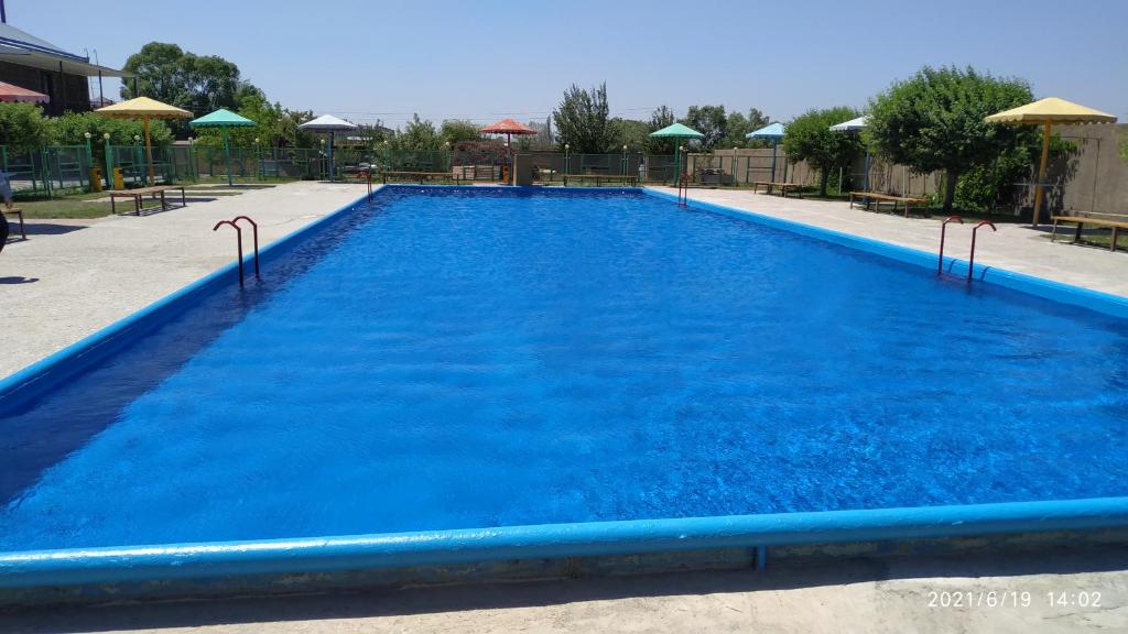 Bazén v ubytování Erazank Hotel nebo v jeho okolí